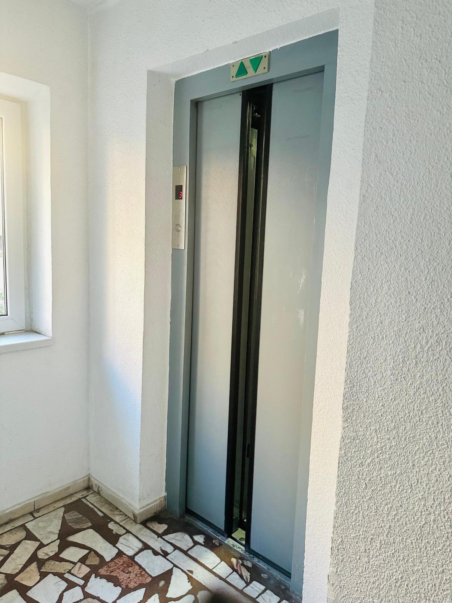 Tranquil Unirii Residence - Elegant & Spacious Living With Parking Steps From Parliament Bucureşti Exterior foto
