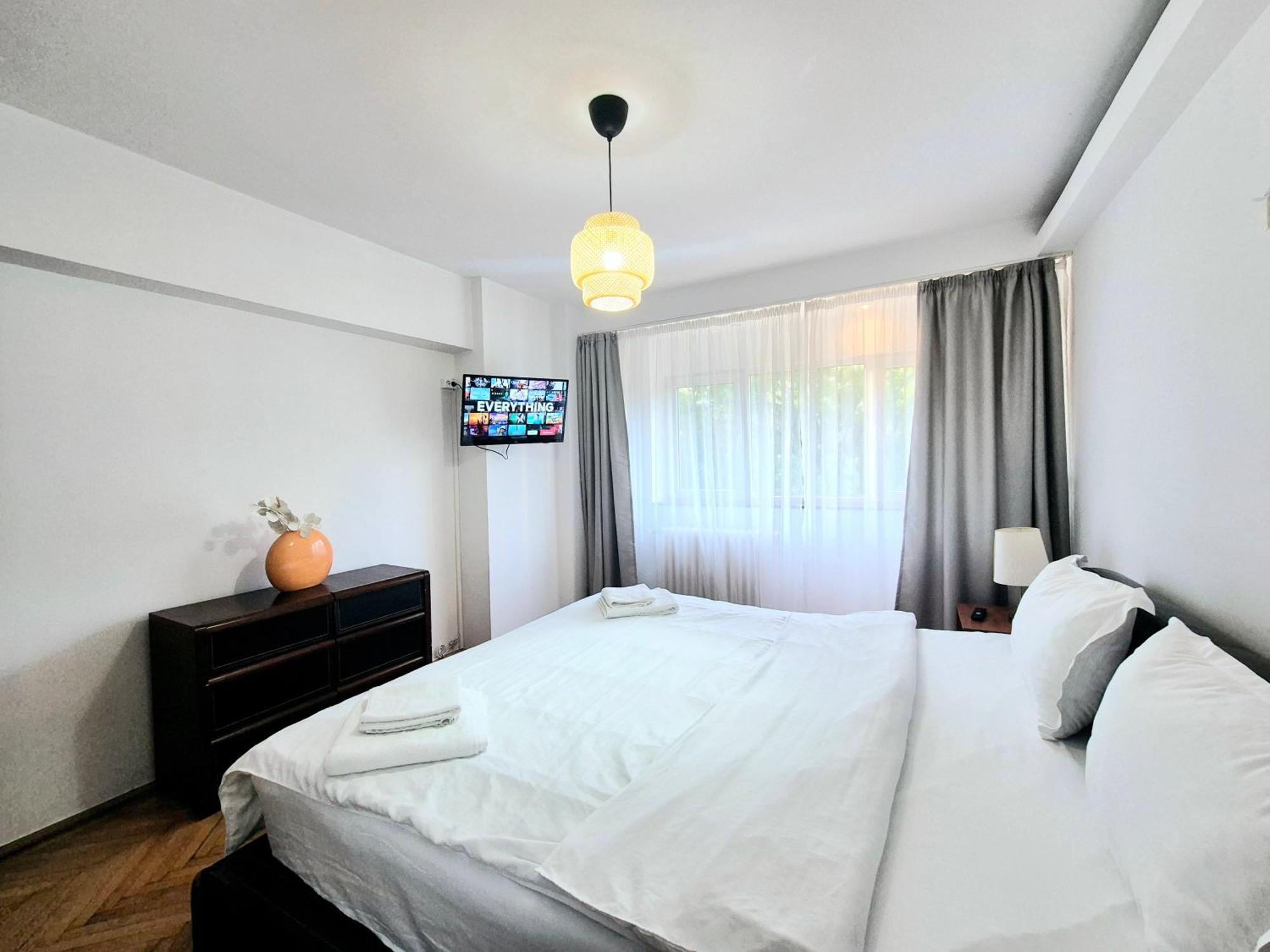 Tranquil Unirii Residence - Elegant & Spacious Living With Parking Steps From Parliament Bucureşti Exterior foto
